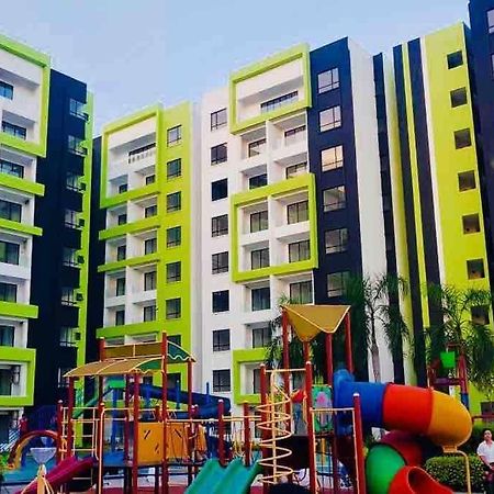 Manhattan Condo Ipoh With Water Park And Pool View エクステリア 写真